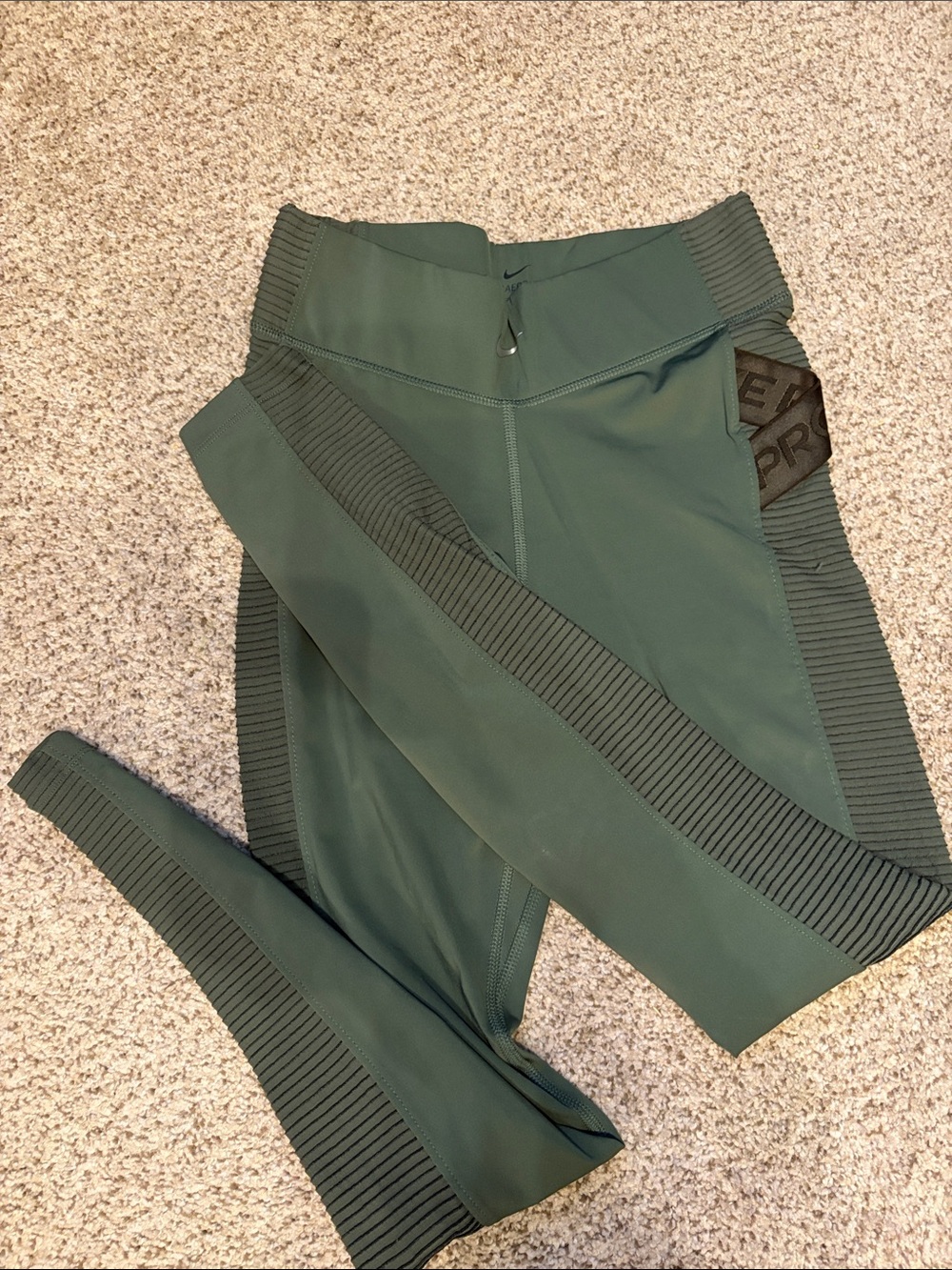Nike Dark Green AeroAdapt Performance Leggings
